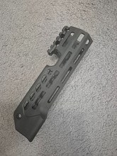 Imagen para APFG (VFC) 9" Spear LT Handguard