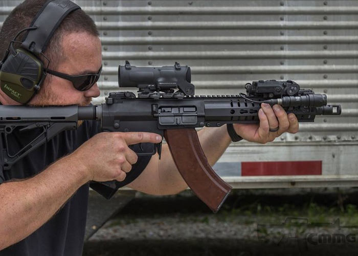 Imagen 1 de LOOKING FOR : MK47 CMMG SBR / parts