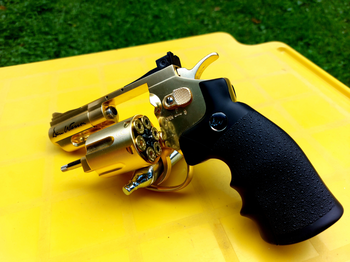 Bild 2 für Gold revolver Dan Wesson 2.5inch