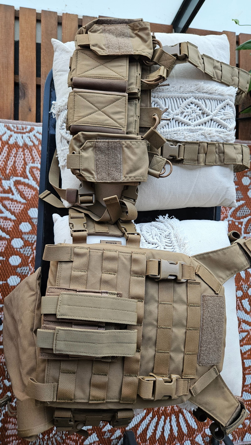 Afbeelding 1 van Warrior plate carrier met aanpasmogelijkheden tan