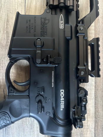 Image 2 pour Daniel Defense 4 RIS III GBBR