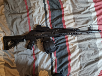 Afbeelding 2 van G&G +RK74-T TACTICAL with manual drum mag