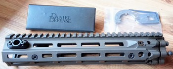 Image 2 for Daniel Defense RIS III 10.5 Zoll Rail FDE