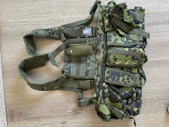 Afbeelding 5 van TACGEAR M84 Camo Outfit + Vest