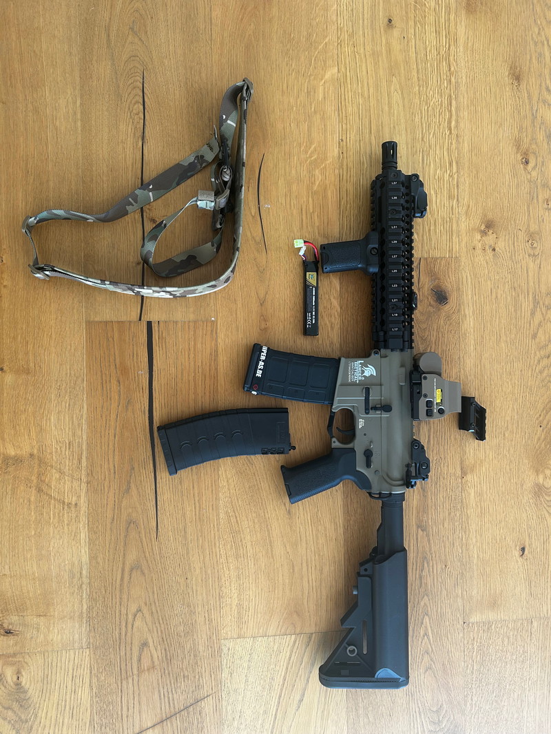 Image 1 for Lancer Tactical M4 short version + Eotech, Vertical grip, sling, 2000mAh Akku