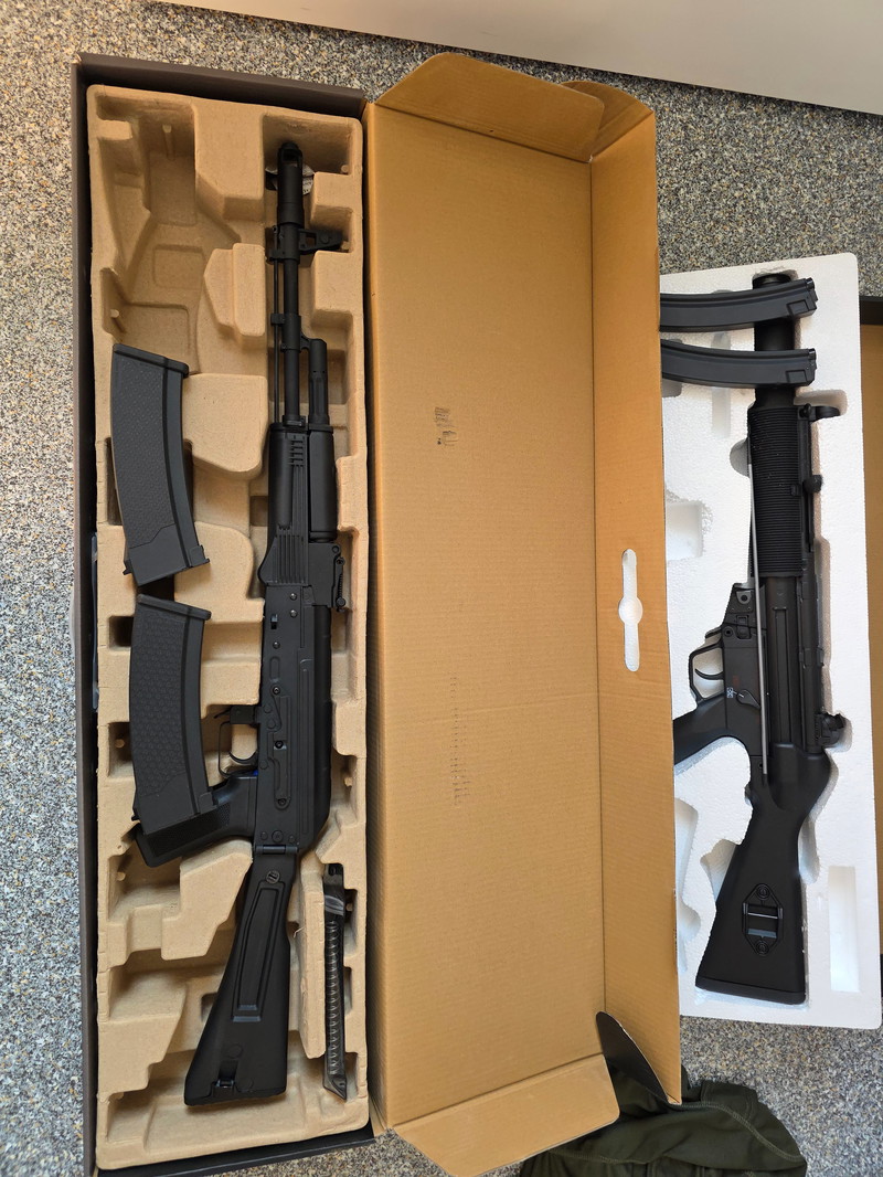 Imagen 1 de Ak + MP5