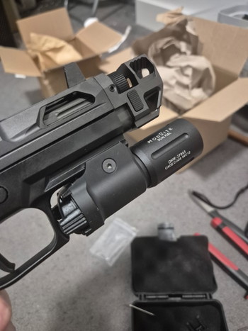 Imagen 2 de Sotac Modlite PL350 Flashlight Incl 4 Batteries