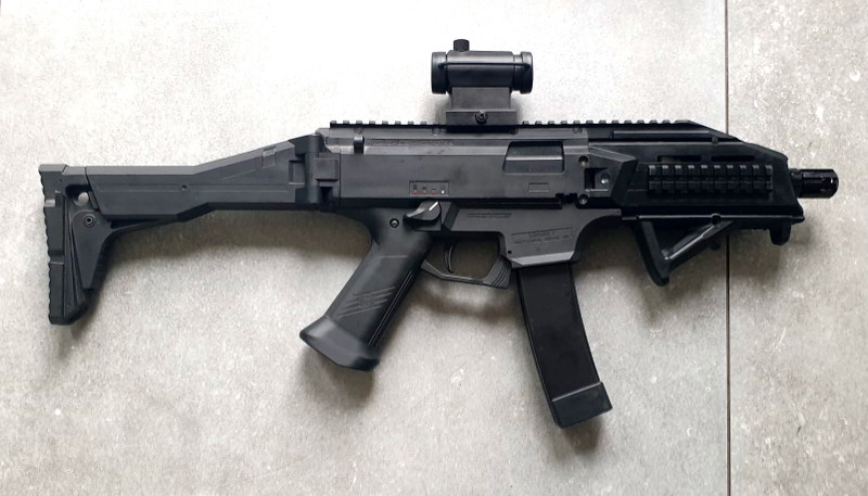 Image 1 for DOE EEN GOED BOD en deze is vandaag nog van jouw ASGScorpion EVO 3 A1 -4 mags en TR1 red dot
