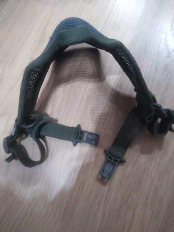 Afbeelding 2 van Mesh mask voor fast helmen met buckle klik systeem olive drab