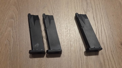 Image pour Bundle of gas magazines for M9 GBB by Well