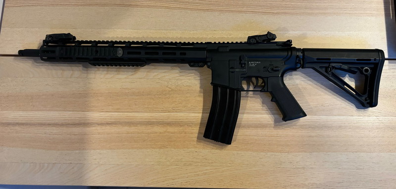 Image 1 pour Ar 15 te koop