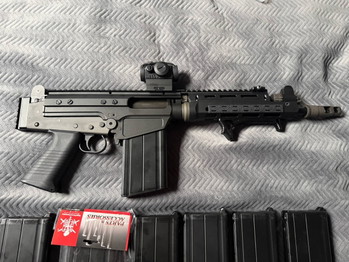 Image 3 for VFC FAL OSW GBB + 7 Mags + NPAS