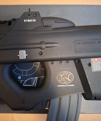 Imagen 4 de FN F2000 Tactical