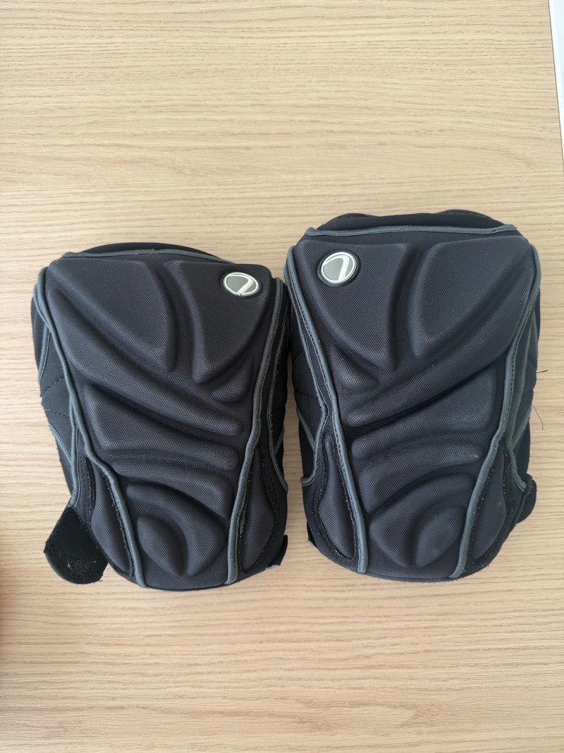 Imagen 1 de Dye Kneepads