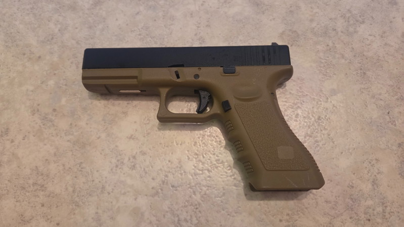 Bild 1 für Glock 17 Gen.3 Gas Blowback by Army Armament