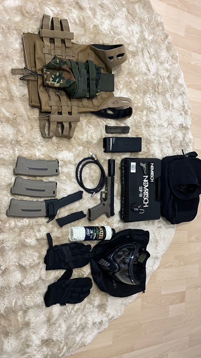 Image 1 pour Airsoft Zubehör inklusive waffe