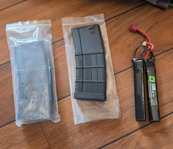 Bild 4 für G&G M4 met accessoires