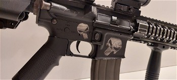 Image 5 pour Smith & Wesson M4 (elektrisch 11.1v) met custom paintjob