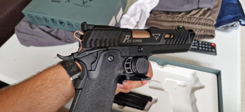 Afbeelding 2 van Nieuwe EMG PitViper + Holster