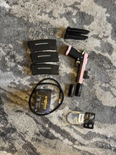 Image for Vorsk hi capa 5.1S roze +2 mags GBB, wolverine storm regulator compleet + onderdelen, epm1RX mid cap 250 round, bi frost tracer unit acetech SN:B00050261 4573