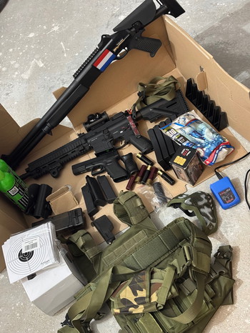 Image 2 pour Complete airsoft set , H&K 416 A5 , Glock 17 Gen4  en Shotgun M56DL