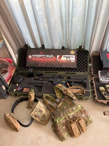 Image 3 for High end airsoft collectie, volledig geüpgradede M110 A1 DMR, ARP9 Gold Edition, Glocks en gear