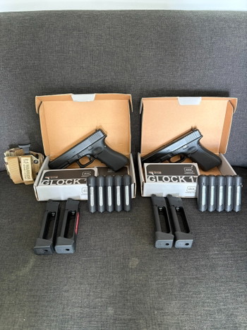Image 4 for High end airsoft collectie, volledig geüpgradede M110 A1 DMR, ARP9 Gold Edition, Glocks en gear
