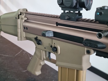 Image 4 pour Zeer nette Scar-H Tan AEG