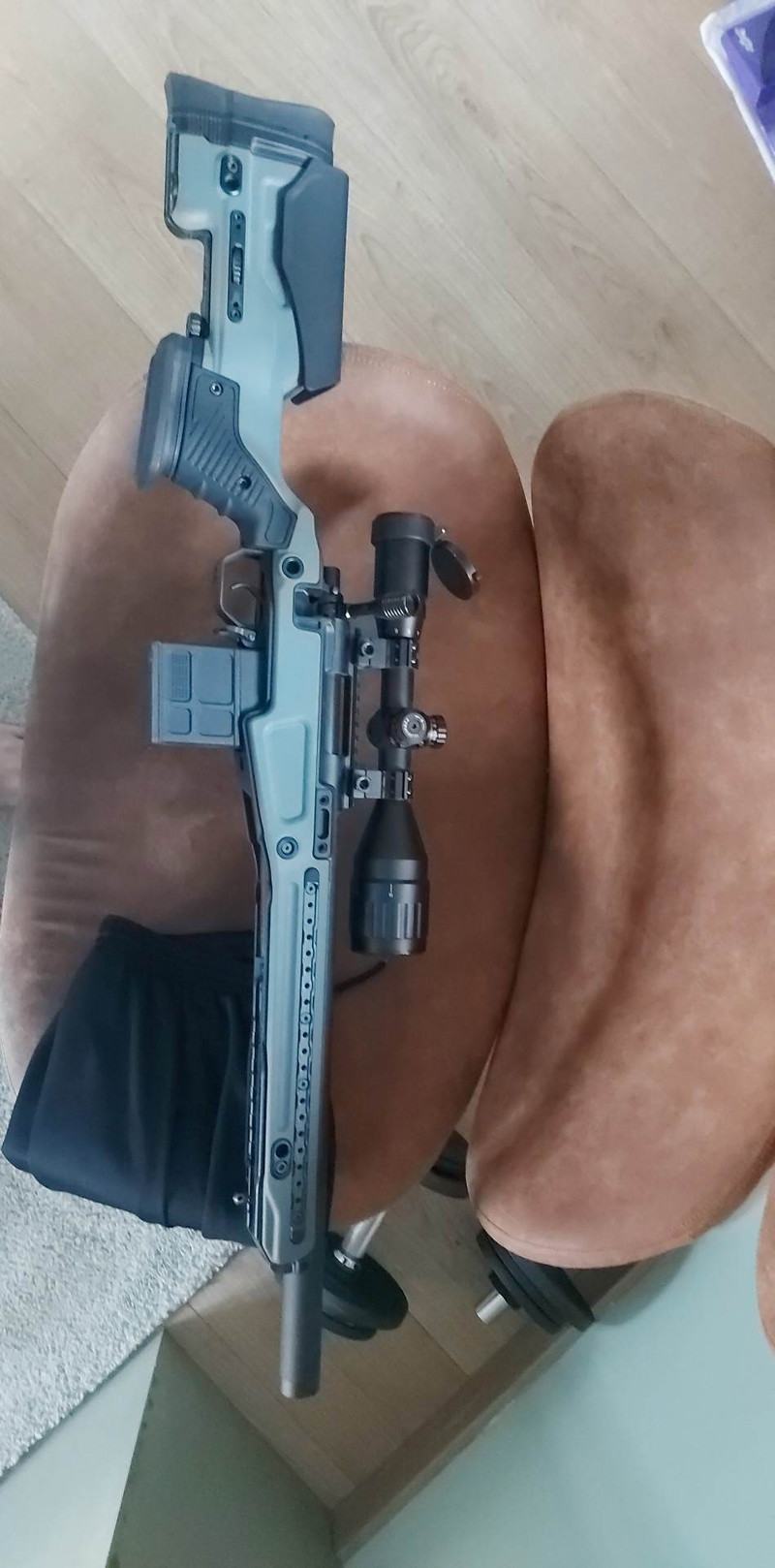 Afbeelding 1 van TMH Cal.6mm BB T10 + Novritsch scope