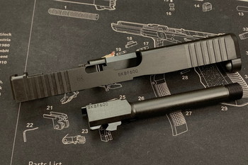 Bild 3 für Bomber CNC Aluminum G17 Gen5 MOS Slide Kit (Threaded barrel version) for Umarex / EF / VFC G17 Gen5 GBB series