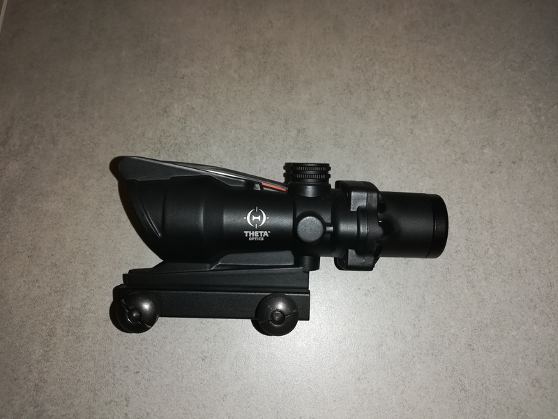 Image 1 for NIEUWE Red Fiber 4x32 acog