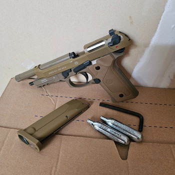 Imagen 2 de BERETTA M9A3 TAN | CO2 | UMAREX