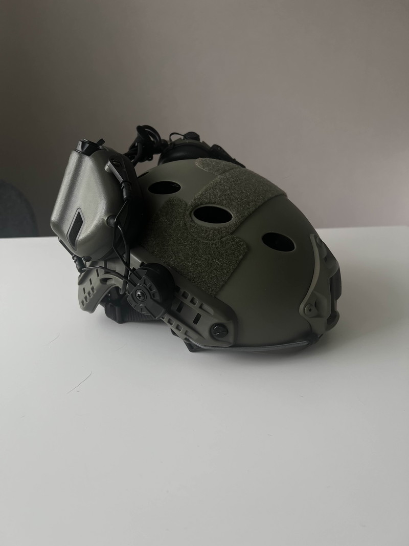Image 1 pour FAST Helmet Replica FG + Earmor M32H