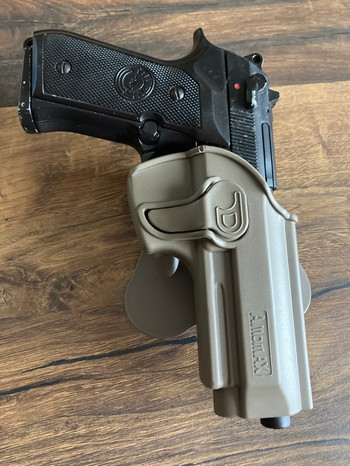 Afbeelding 4 van Taurus pt 92 avec holster rigide