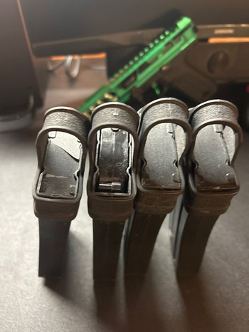 Afbeelding 2 van 4 chargeurs bbs