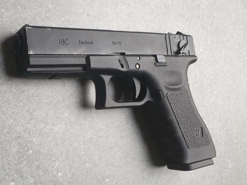 Afbeelding 1 van WE Tech G18C  GBB Pistol (Black)