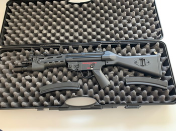 Image 4 pour MP5 met twee hicapa magazijnen + flashlight