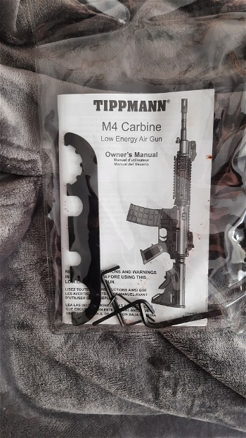 Afbeelding 3 van Tippmann M4 Carbine HPA met toebehoren
