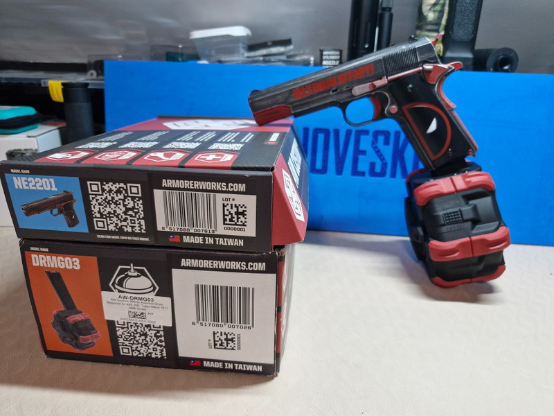 Image 1 for AW Custom Deadpool 1911 inclusief drummag