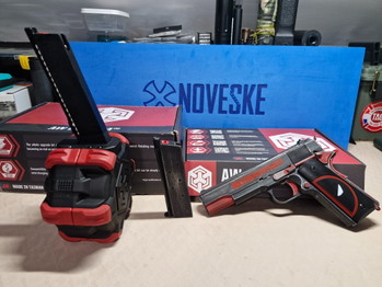Image 6 for AW Custom Deadpool 1911 inclusief drummag