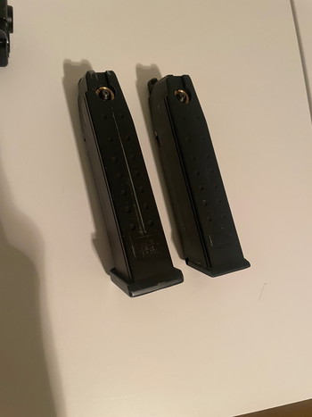 Image 2 pour Glock 17c co2