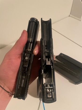 Image 3 for Glock 17c co2