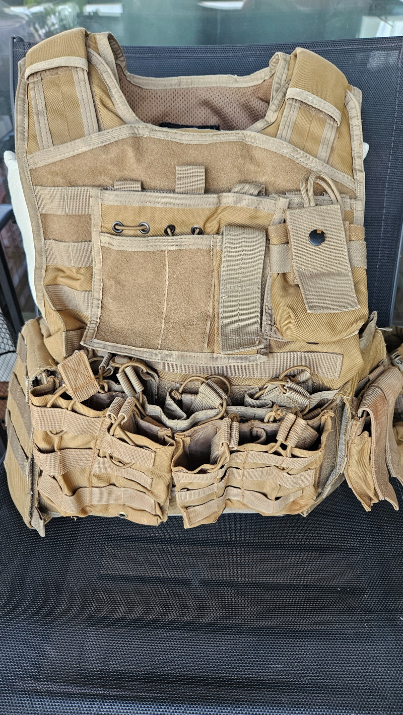 Afbeelding 1 van Invadergear multivest tan