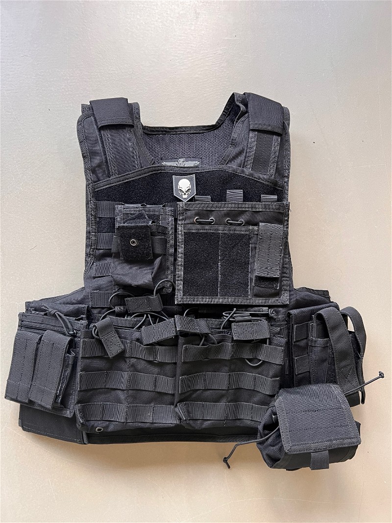 Image 1 for Invader Gear Plate Carrier incl. pouches
