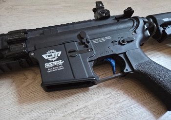 Imagen 3 de G&G Firehawk met veel extra's.