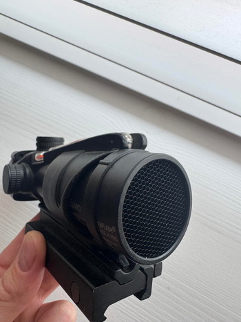 Image 4 for 2 ACOG scopes 1 reddot en 1 4x zoom