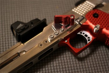 Afbeelding 2 van Red Dragon hi capa race pistol
