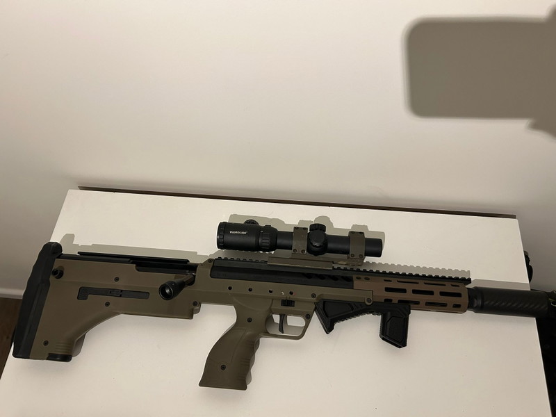 Afbeelding 1 van Silverback Desert Tech SRS A2/M2 sniper met mooie upgrades