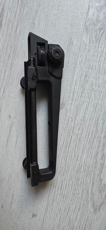 Image 2 pour Tokyo Marui m4 carry handel rear sight