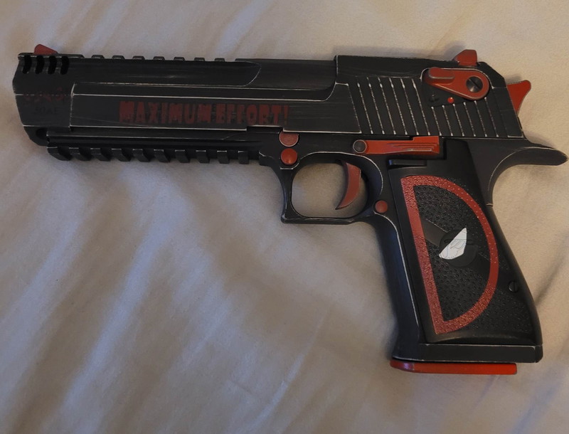 Afbeelding 1 van WE (Wei Tech)DEADPOOL Desert Eagle L6 .50 AE Full Metal GBB